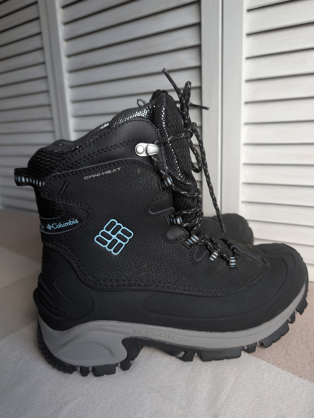 Columbia Women's Black Winter Boots with Light Blue Accents